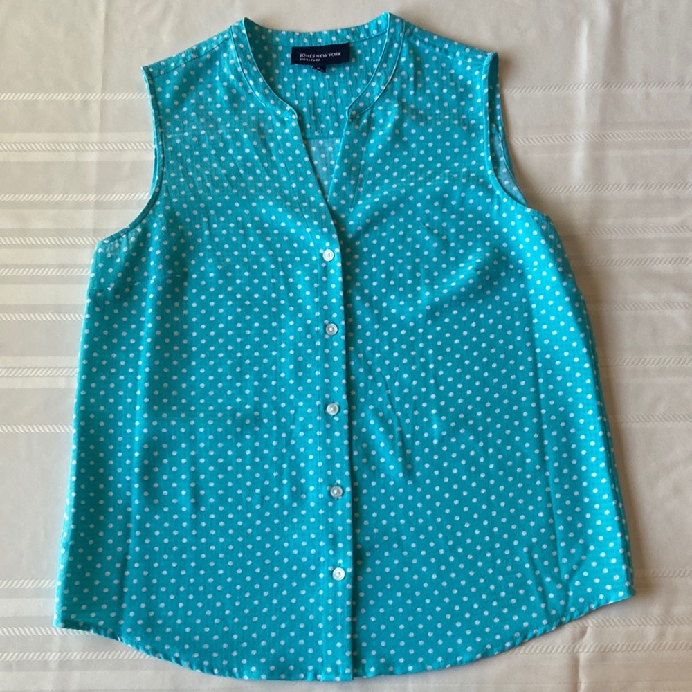 Blue and White Polka Dot Sleeveless Blouse